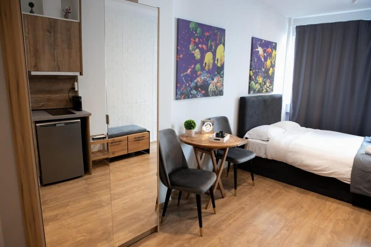 Cozy Modern Studio In Thessaloniki Apartment Екстериор снимка