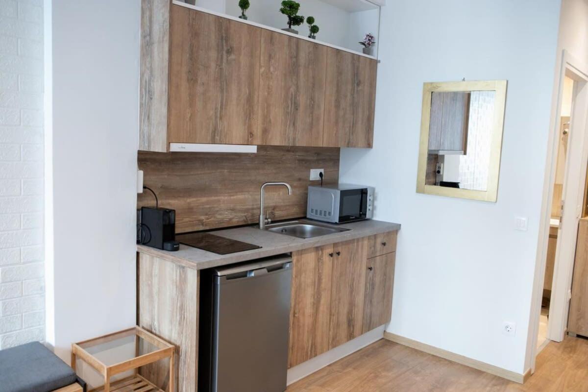 Cozy Modern Studio In Thessaloniki Apartment Екстериор снимка
