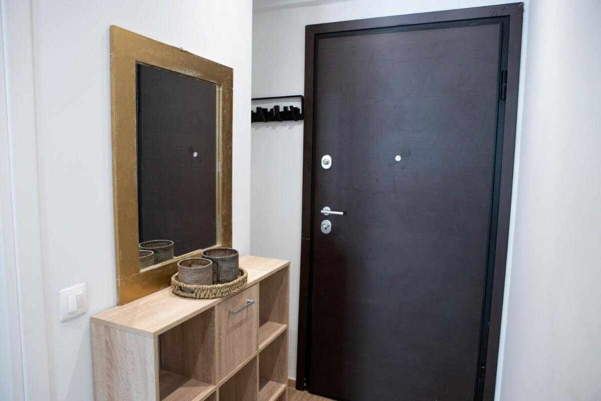 Cozy Modern Studio In Thessaloniki Apartment Екстериор снимка
