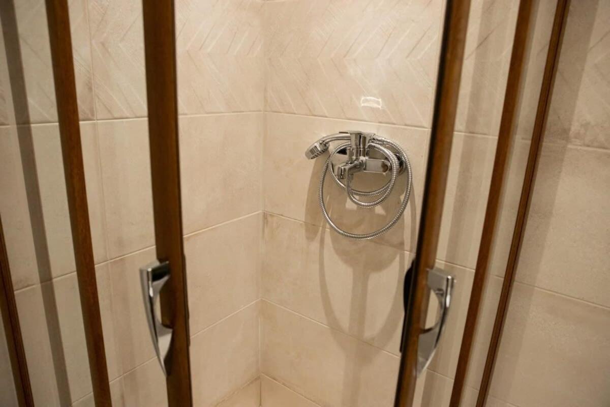 Cozy Modern Studio In Thessaloniki Apartment Екстериор снимка